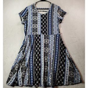 Boobie & Brooks Fit & Flare Dress Womens Large Multi Short Sleeve Round Neck‎